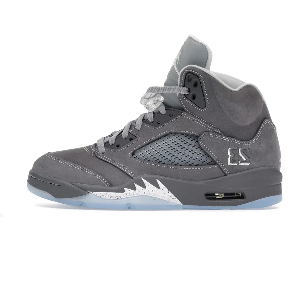 5 Retro Wolf Grey 2026