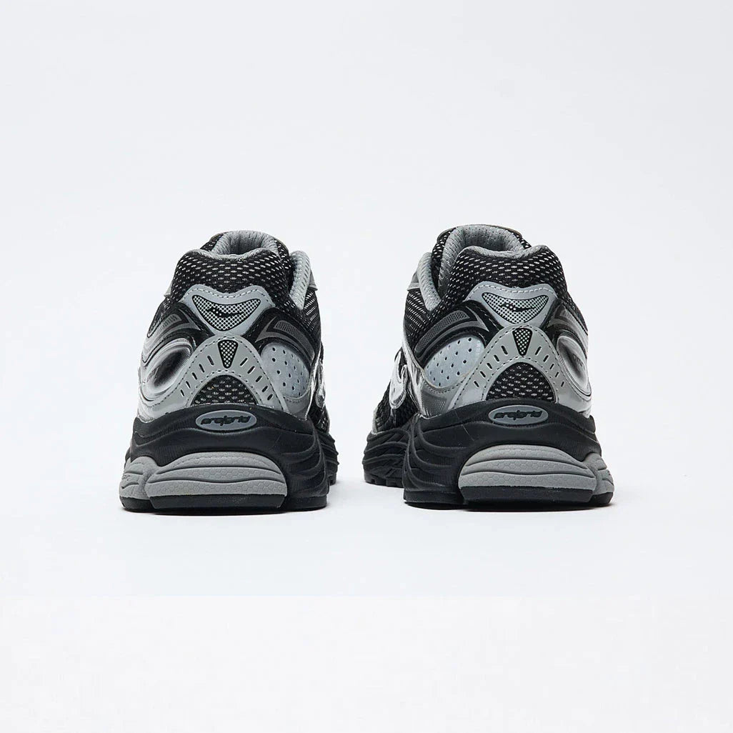 Saucony - Progrid Omni 9 (Black/Silver)