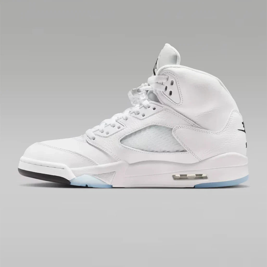 5 Retro White Metallic 2026