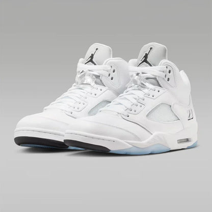 5 Retro White Metallic 2026