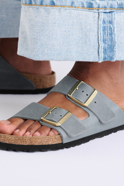 Arizona Basalt Grey Oiled Leather Narrow