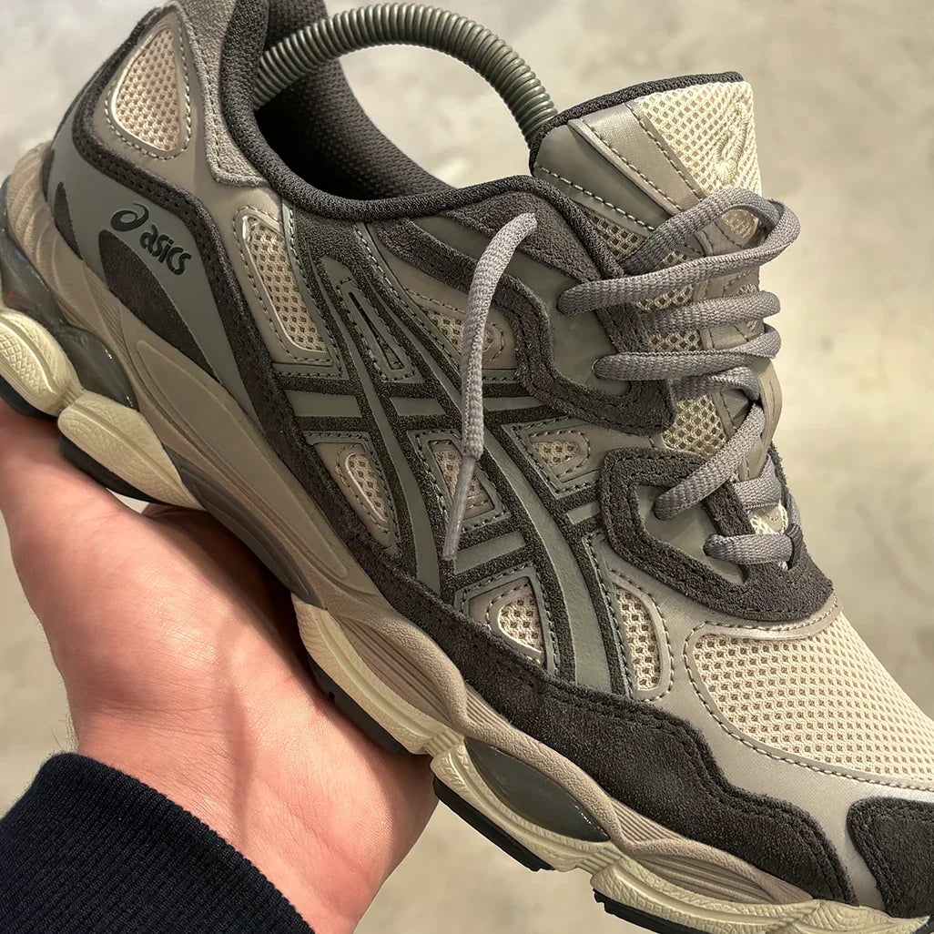 Gel-NYC Oatmeal Obsidian Grey
