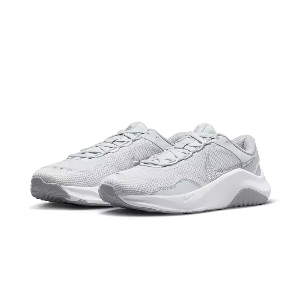 Nike Legend Essential 3 Next Nature Pure Platinum Silver W