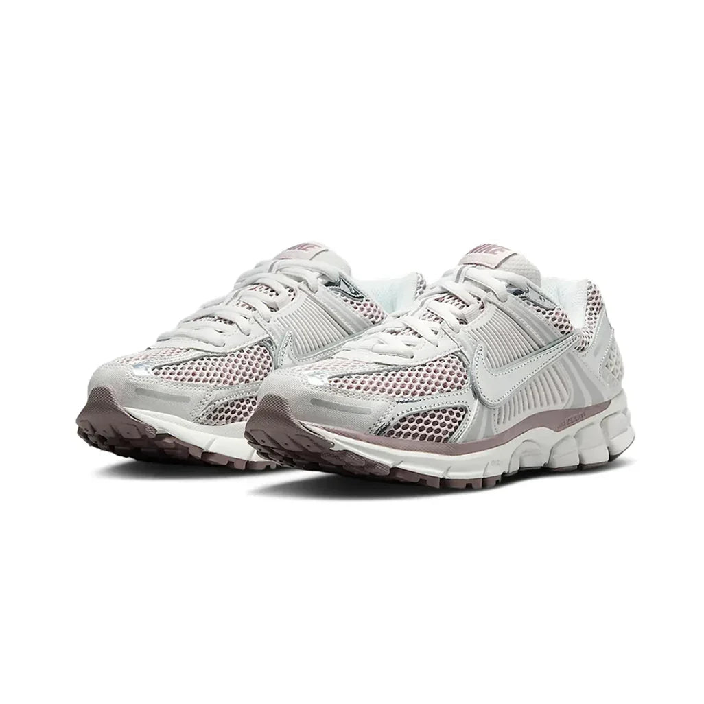 Nike Zoom Vomero 5 Metallic Silver Platinum Violet W