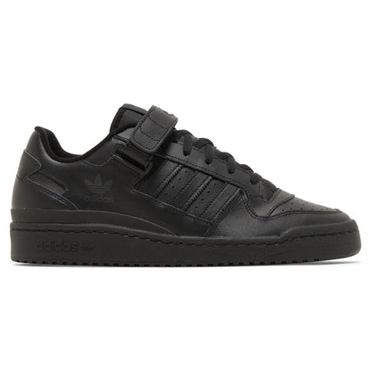 Forum Low Triple Black