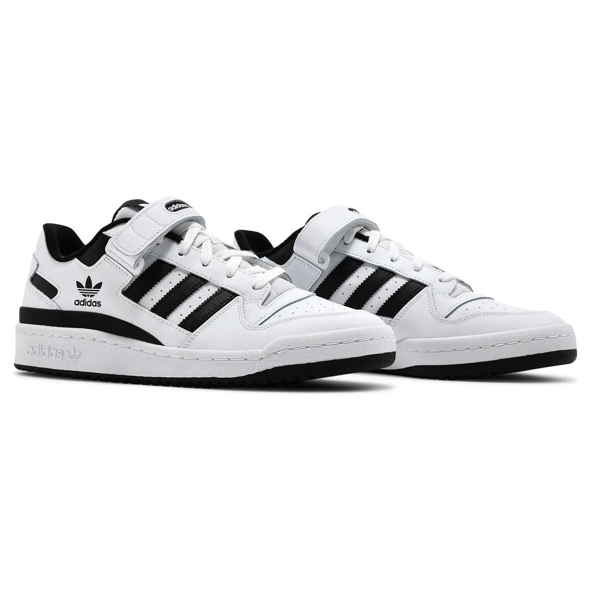 Forum Low White Black
