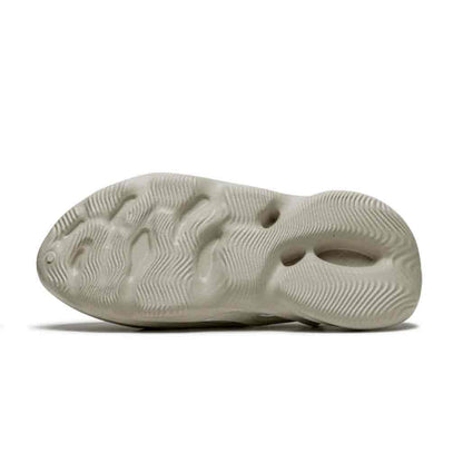 Yeezy Foam RNNR Sand