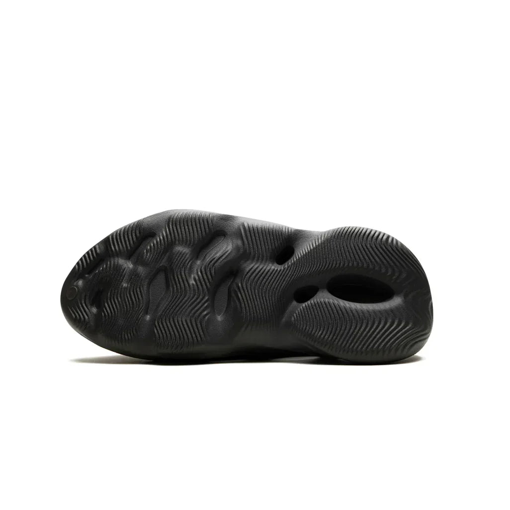 Yeezy Foam Runner 'Carbon'