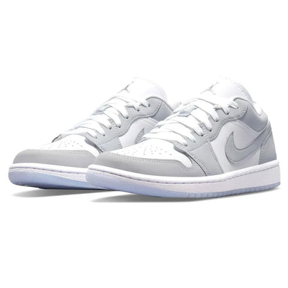 1 Low 'White Wolf Grey' W