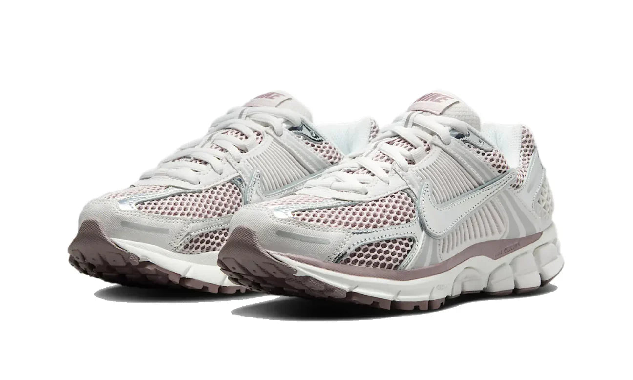 Zoom Vomero 5 Metallic Silver Platinum Violet