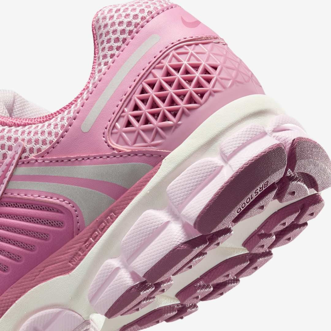 Zoom Vomero 5 Pink