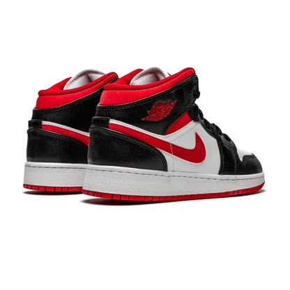 1 Mid Gym Red Black White