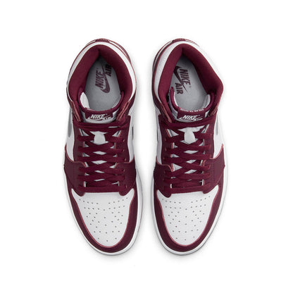 1 Retro High OG Bordeaux