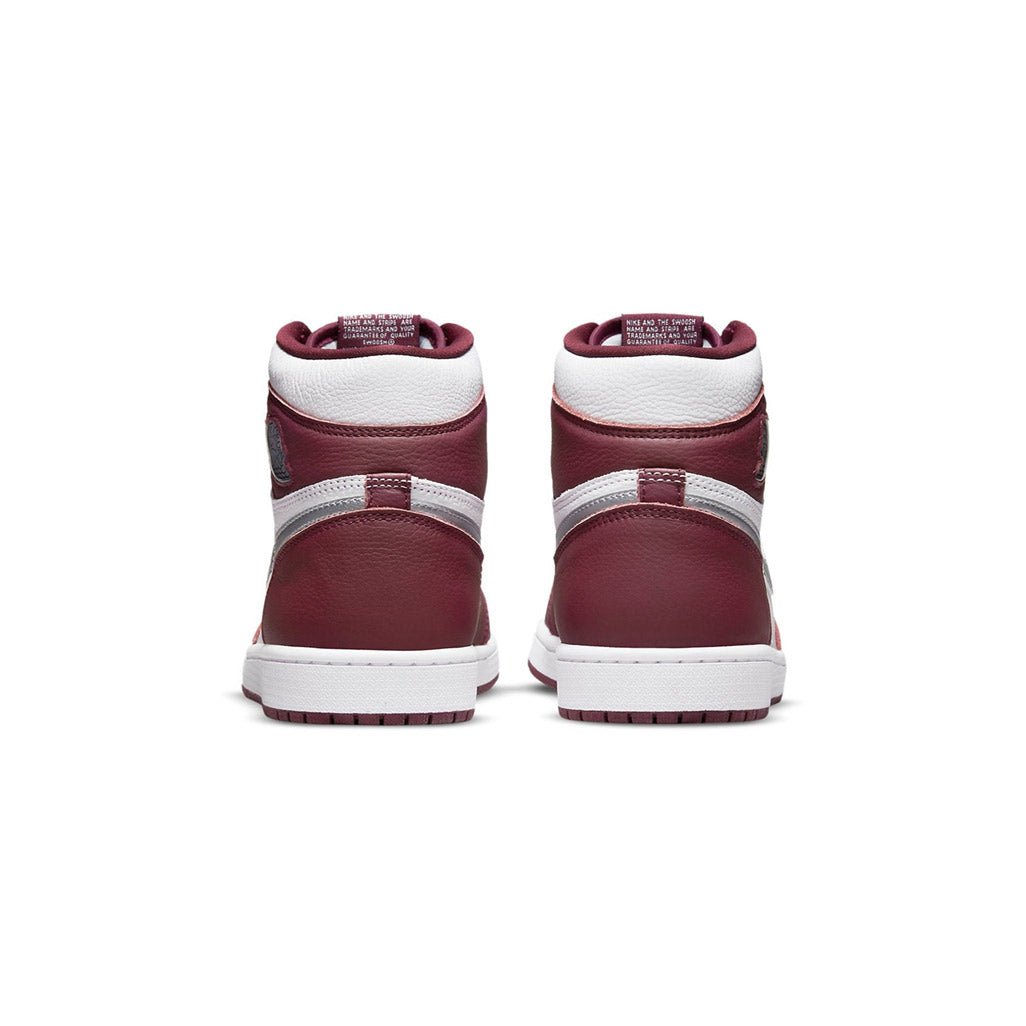 1 Retro High OG Bordeaux