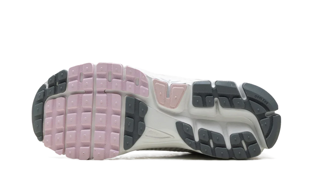 Zoom Vomero 5 520 Pack White Pink