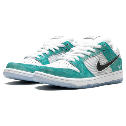 Nike Dunk SB Low x April Skateboards Turbo Green