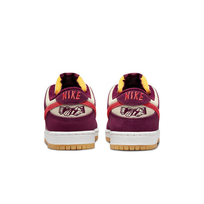 Nike SB Dunk Low Skate Like a Girl