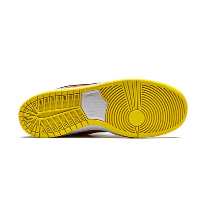 Nike SB Dunk Low Street Hawker 2021