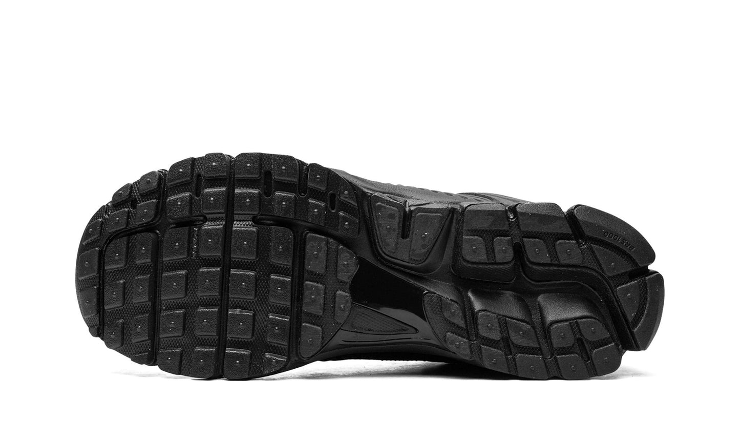 Zoom Vomero 5 Triple Black