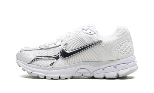 Zoom Vomero 5 Chrome Toe