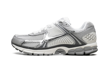 Zoom Vomero 5 Metallic Silver