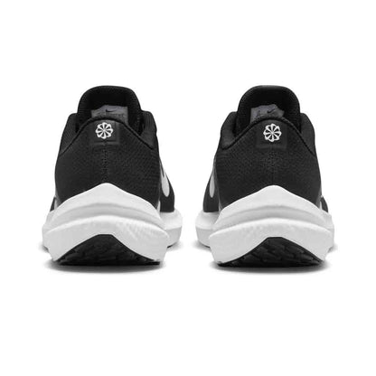 Nike Winflo 10 Black White