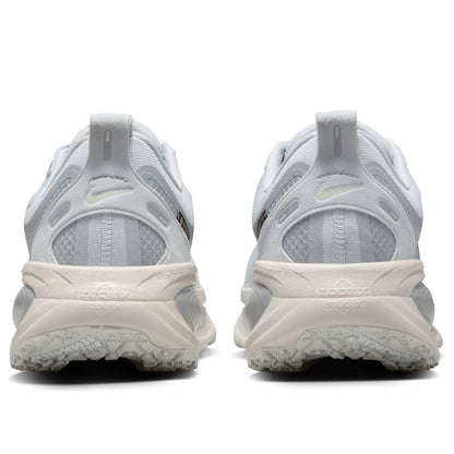Nike Vomero 18 Gore-Tex Pure Platinum Light Pumice