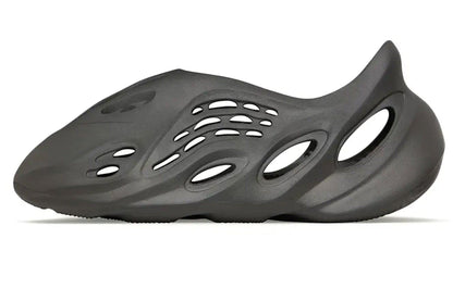 Yeezy Foam RNR Carbon