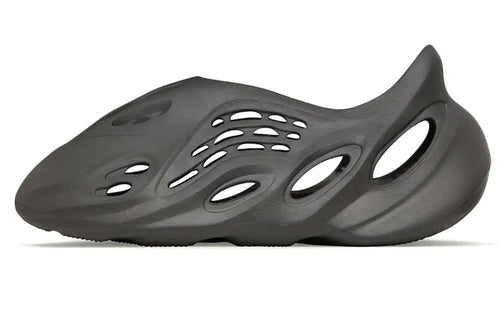 Yeezy Foam RNR Carbon