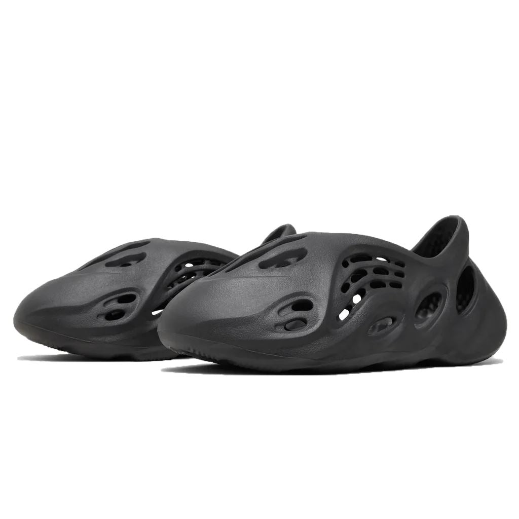Yeezy Foam RNR Onyx (2022/2024)
