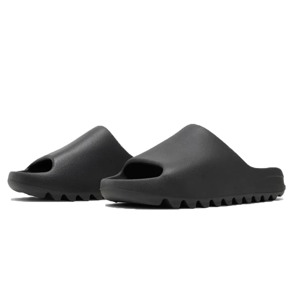 Yeezy Slide Onyx (2022/2023)